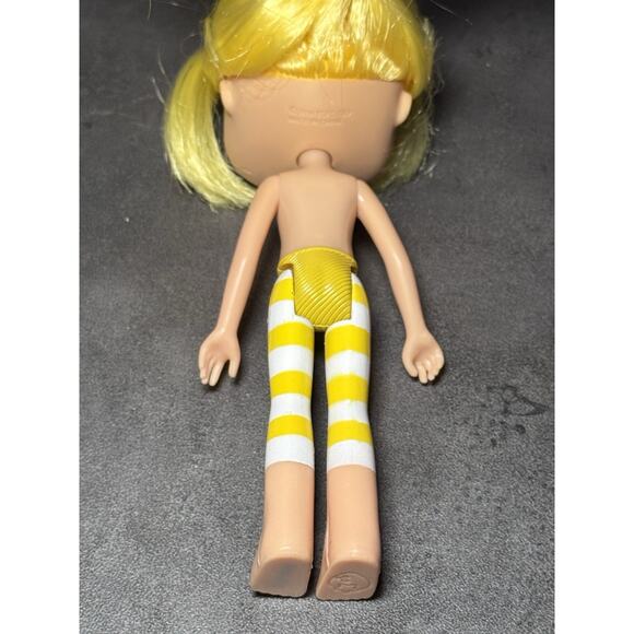 Strawberry Shortcake - Lemon Meringue Yellow Doll Bridge Direct 2014 - Picture 3 of 5